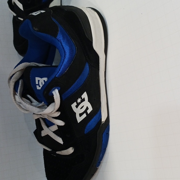 DC Skateboard Drop in Cushion Sneaker size 9 Leather upper Blue Black White sole - Picture 5 of 9